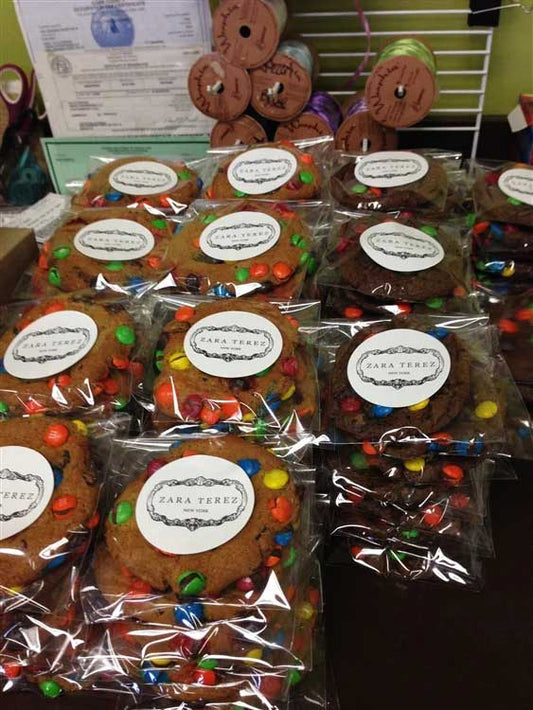 6 pc Custom Label Cookies