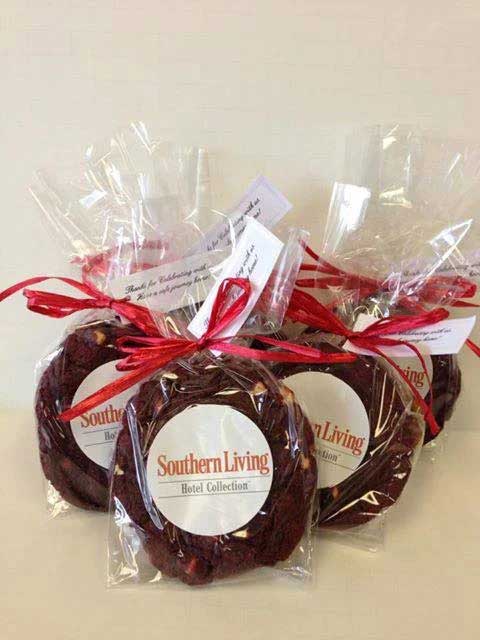 6 pc Custom Label Cookies